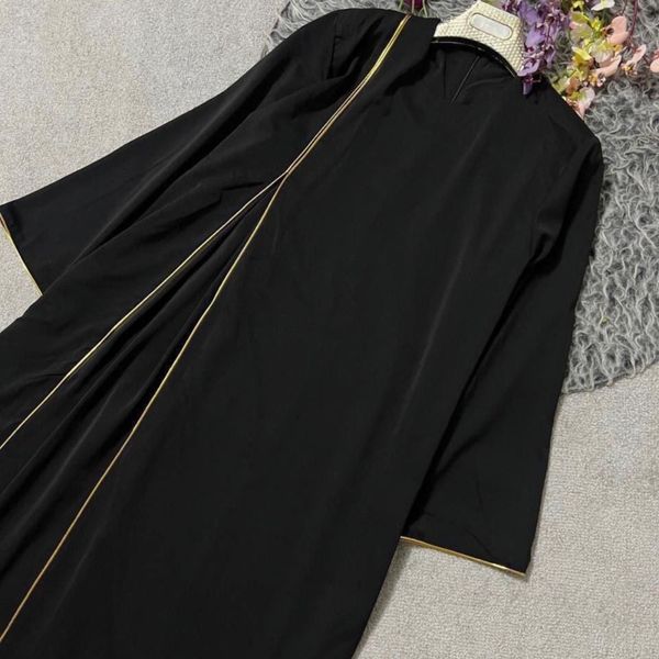 عبا مغزی دوزی