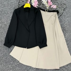 قیمت ارزان کت دامن مهرسانا