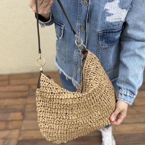 فروش اینترنتی کیف دوشی زنانه ودخترانه رافیا مدل دنسون
