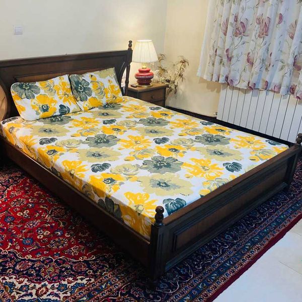 ملحفه بزرگسال آدلانته طرح آفتاب گردان عرض 160 + روبالشتی 50*70