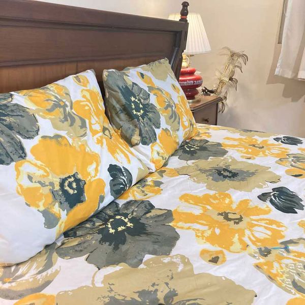 ملحفه بزرگسال آدلانته طرح آفتاب گردان عرض 160 + روبالشتی 50*70