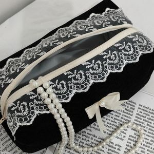 فروش اینترنتی کیف آرایشی مروارید