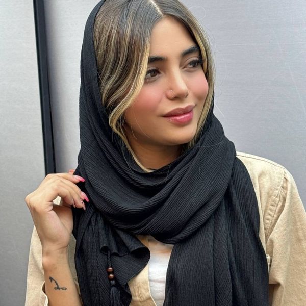 شال مشکی برشکا پلیسه