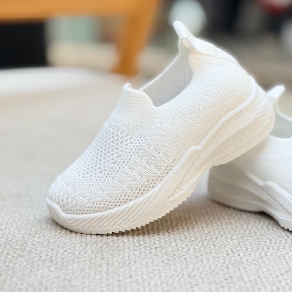 کتونی بچگانه جورابی طرح اسچیکرز از brq کد 5030409