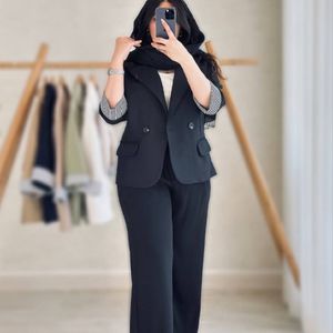 کت و شلوار نسلیهان