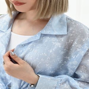 خرید اینترنتی قیمت شومیز گره‌ای گل گچی