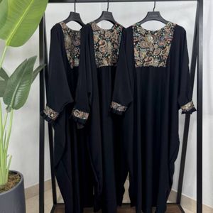 خرید انلاین عبا زنانه سوزن دوزی شده
