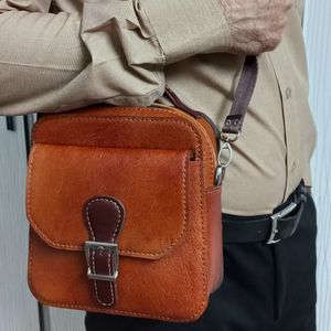 قیمت کیف رو دوشی مردانه با چرم طبیعی(دستدوز)