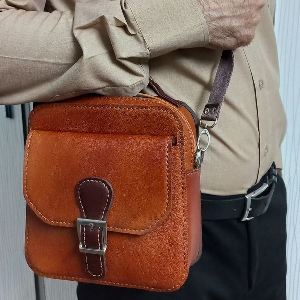 کیف رو دوشی مردانه با چرم طبیعی(دستدوز)