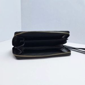 مشخصات کیف پول دخترانه طرح پوست ماری