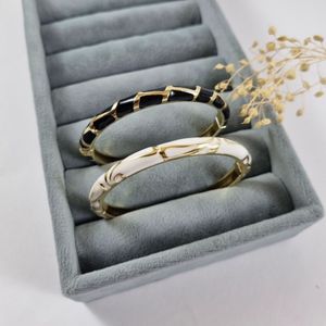 دستبند النگویی میناکاری رنگی زنانه