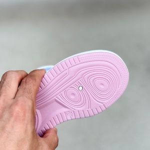 خرید اینترنتی قیمت کتونی بچگانه طرح دوستاره فشن از توباکو 5030701