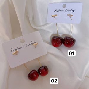 گوشواره استیل طرح گیلاس زنانه