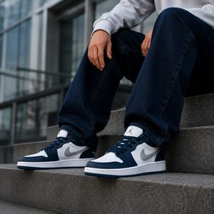 فروش اینترنتی کتانی نایک جردن وان بزرگ پا Nike Jordan one