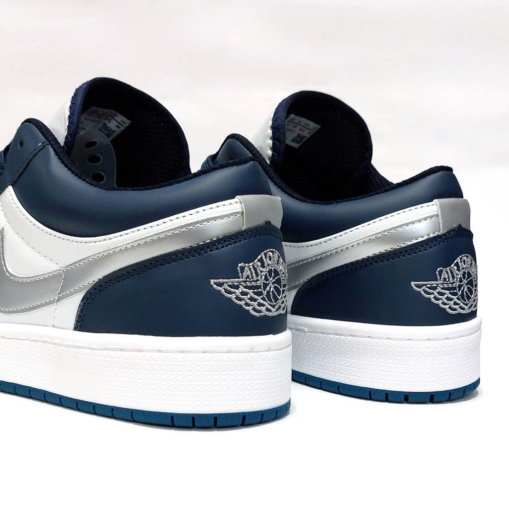 خرید اینترنتی کتانی نایک جردن وان بزرگ پا Nike Jordan one