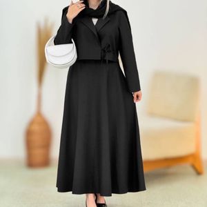 خرید آنلاین کت و دامن تابنده