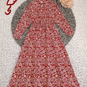 مشخصات پیراهن یقه چین بته جقه