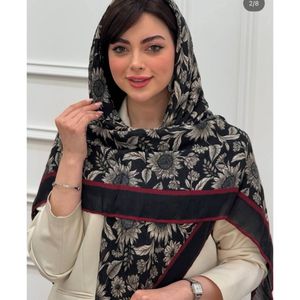 قیمت روسری نخی دور دست دوز