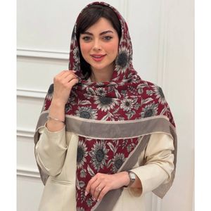 خرید آنلاین روسری نخی دور دست دوز