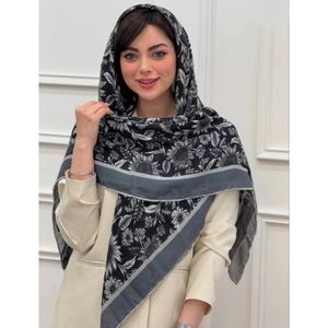 فروش اینترنتی روسری نخی دور دست دوز