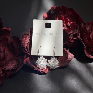 قیمت ارزان گوشواره زنانه گل نگین