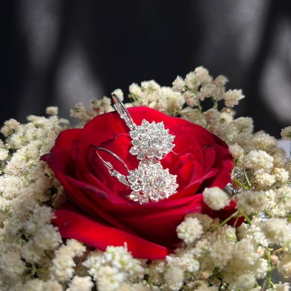 گوشواره زنانه گل نگین