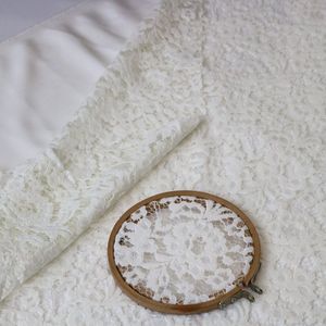 خرید اینترنتی پارچه دانتل گل مخملی