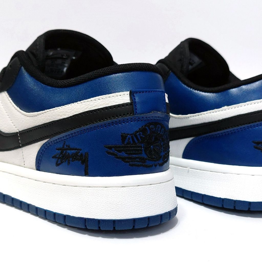 مشخصات کتانی ترند نایک جردن استاسی جذاب Nike Jordan Stussy