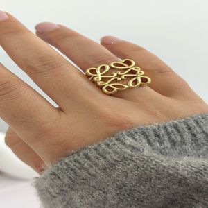 خرید اینترنتی قیمت انگشتر Loweve