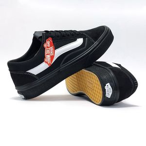 کتانی پرطرفدار ونس اولد اسکول مشکی خط سفید Vans Old Skool