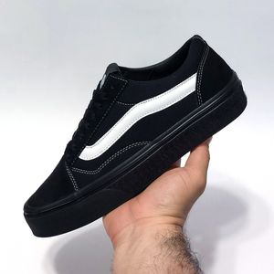 خرید اینترنتی کتانی پرطرفدار ونس اولد اسکول مشکی خط سفید Vans Old Skool
