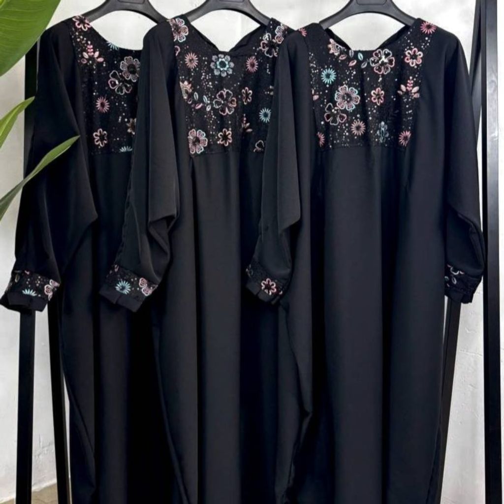 مشخصات عبا سوزن دوزی زنانه