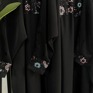 عبا سوزن دوزی زنانه