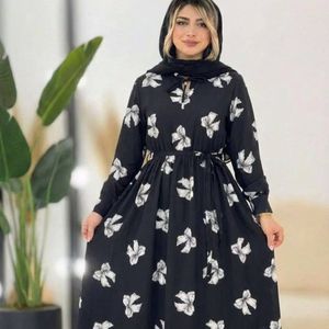 خرید انلاین پیراهن طرح پاپیون
