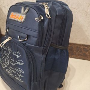 فروش اینترنتی کیف کوله مدرسه پسرانه دخترانه مناسب اول تا هشتم