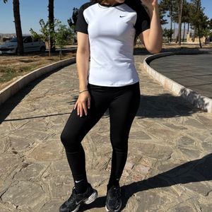 فروش اینترنتی ست تیشرت و لگ