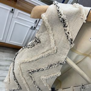 مشخصات جلیقه لینن طرح زیگزاگ