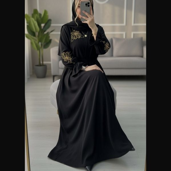 عبا گلدوزی رها