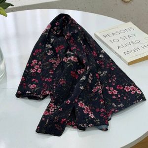 خرید آنلاین شال نخ برشکا گل ریز