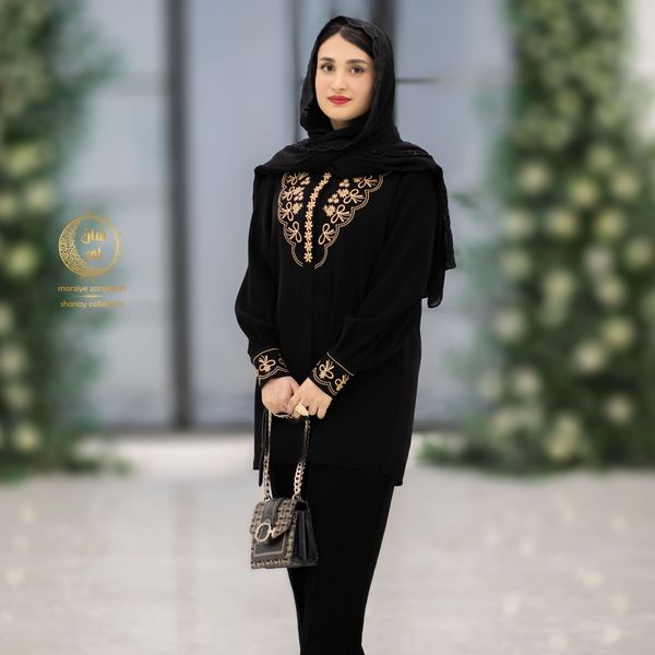 مانتو تک آیین