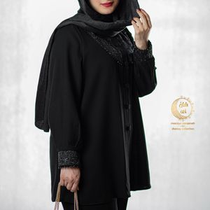 مانتو تک وقار
