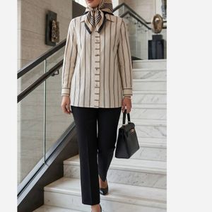 شومیز مانتویی لینن مدل ژینا خط طلایی