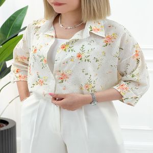 خرید اینترنتی قیمت شومیز سفید گلدار نگین دار | تاتاتا