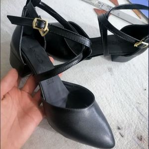 فروش اینترنتی کفش مجلسی زنانه دخترانه شیک پاخورشیک