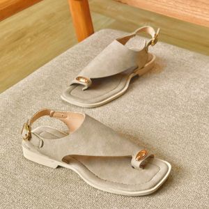 صندل زنانه طبی مدل بندی