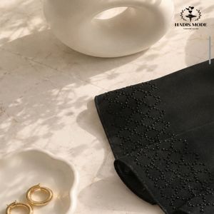 روسری مشکی مجلسی کرپ حریر حاشیه نگین طرح چهار رج