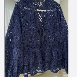 شومیز دانتل جلوگره ای