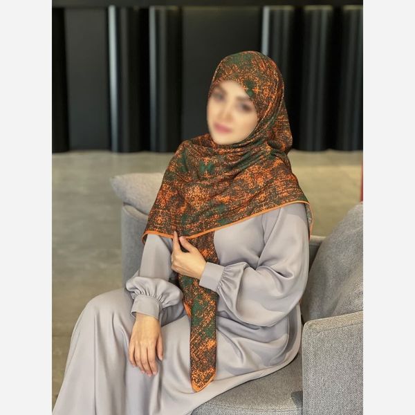 روسری نخی قواره 140 سی تو کد x305