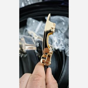 خرید اینترنتی قیمت کمربند مردانه ریلی سگک فلزی طلایی