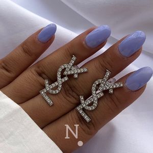 خرید آنلاین گوشواره زنانه مدل جواهری YSL